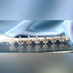 Fleur de Lis Bracelet